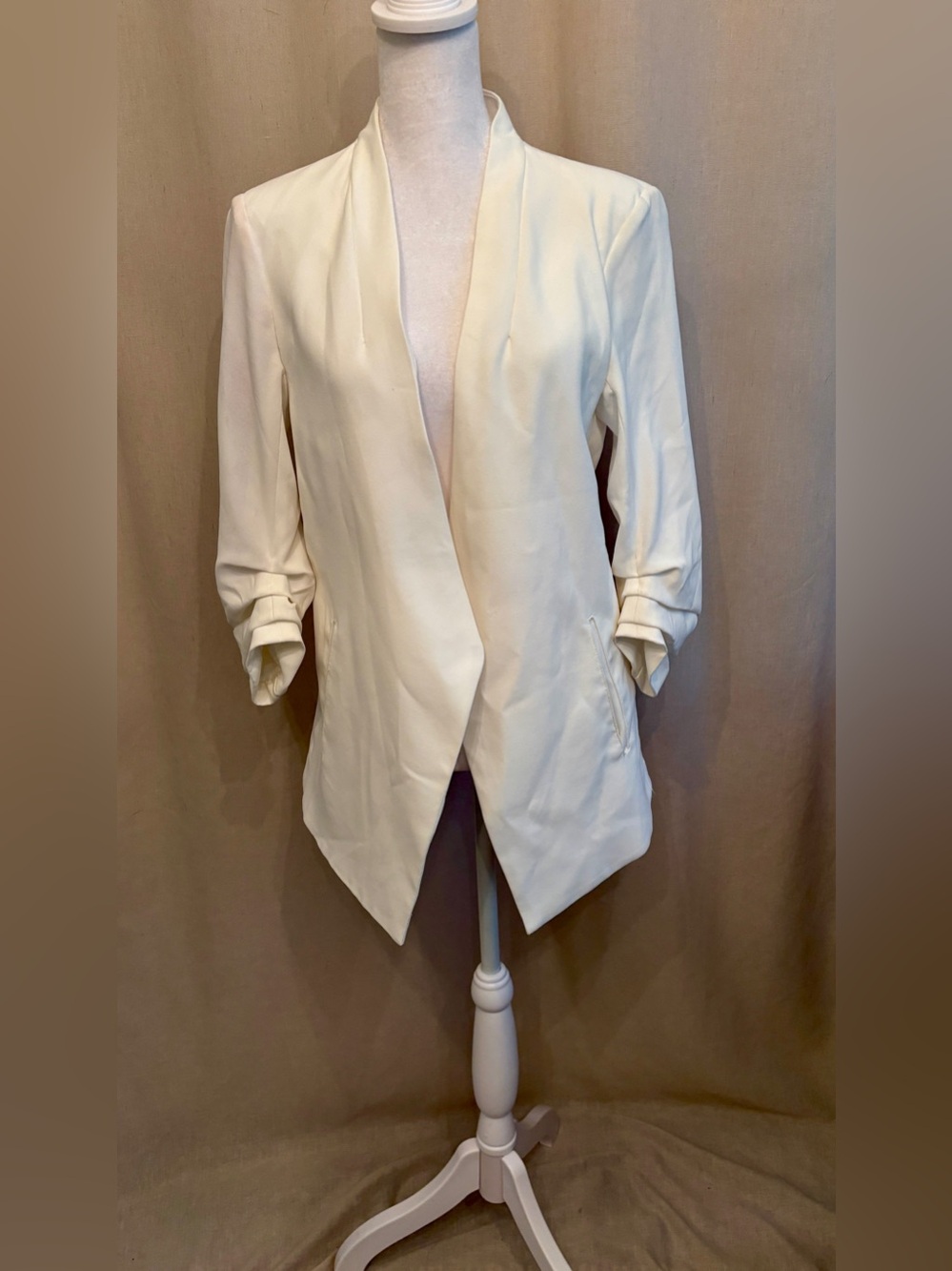 Rachel Zoe Open-Front Ruched-Sleeve Blazer — Size S